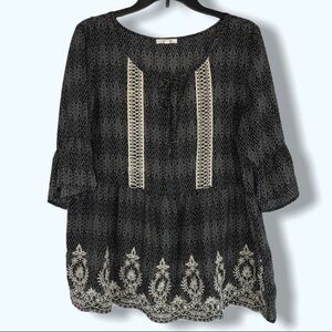 Maurices Embroidered Peasant Top Sz Sm